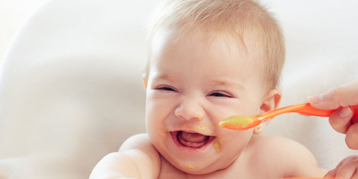 مراحل الأكل عند الاطفال